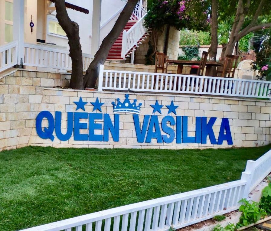 Queen Vasilika Hotel Dhërmi Exterior foto